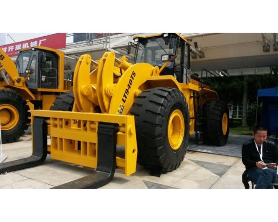 40 吨重型采石场石料叉车采石场装载机