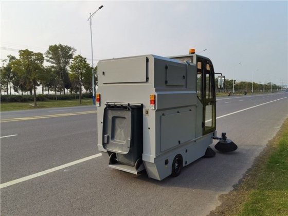 电池供电的垃圾收集清扫车 电动扫街机