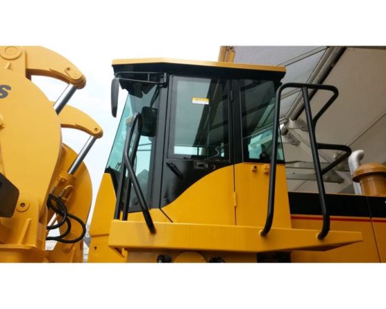 23 吨重型建筑叉车装载机设备铲车