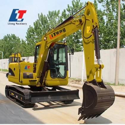 性能可靠的专业工程机械 8 吨挖掘机