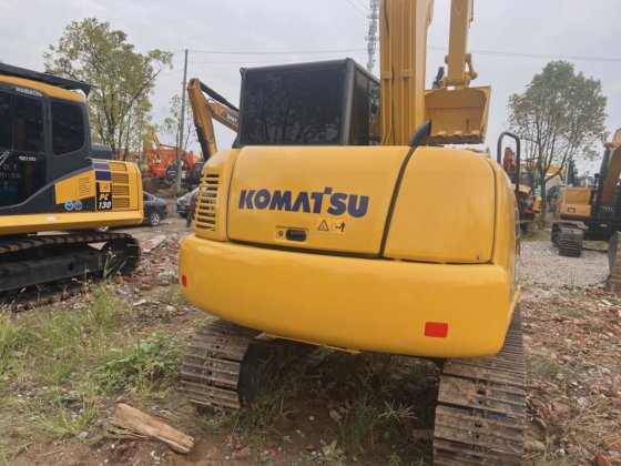 medium digger machine with Japanese