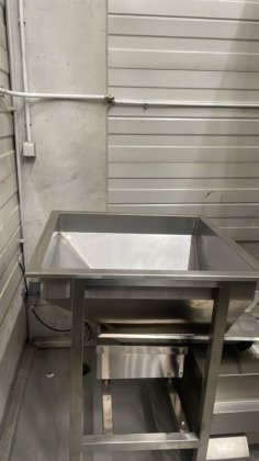 2023 Multihead weigher with automatic