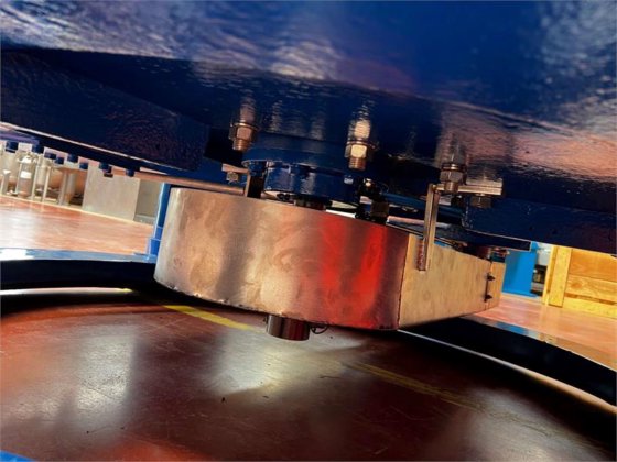 アテックス遠心分離機「コムテファFT-12-BG」再生機