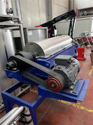 DECANTER ALFA LAVAL NX418 USADO