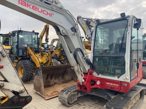 Takeuchi TB 240 2019