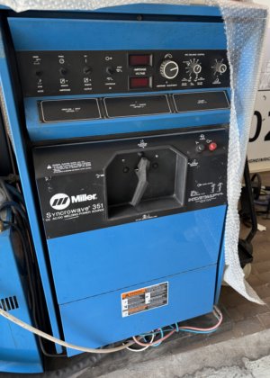 MILLER SYNCRO WAVE 351