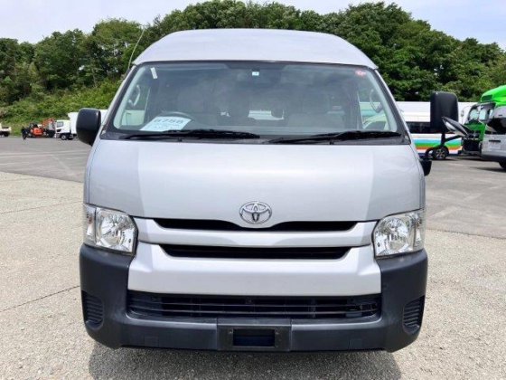 トヨタ LDF-KDH223B