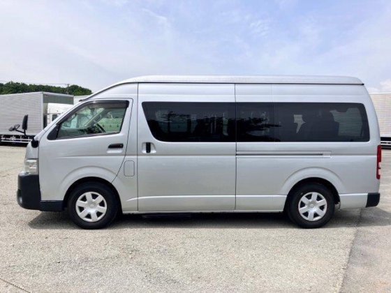 トヨタ LDF-KDH223B