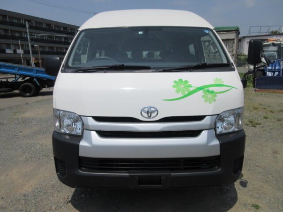 トヨタ CBF-TRH228B