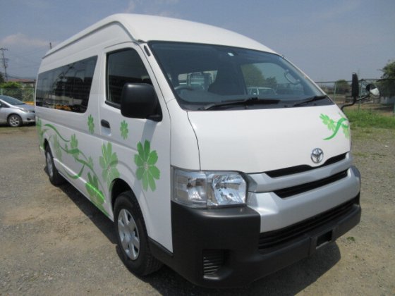 トヨタ CBF-TRH228B