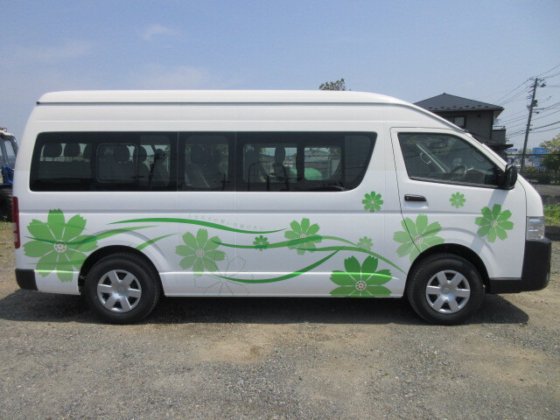 トヨタ CBF-TRH228B