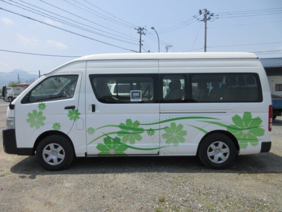 トヨタ CBF-TRH228B