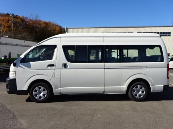 トヨタ LDF-KDH223B