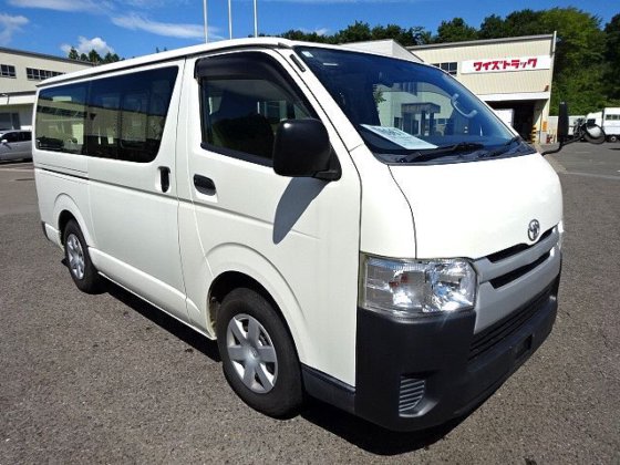 トヨタ CBF-TRH200V