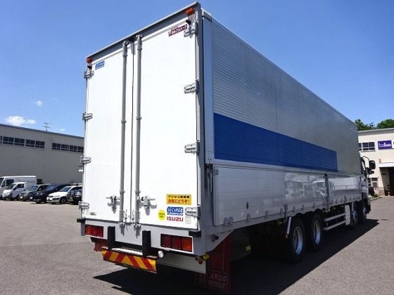 いすゞ LKG-CYJ77A