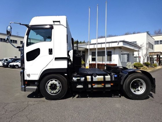 いすゞ 2PG-EXD52CD