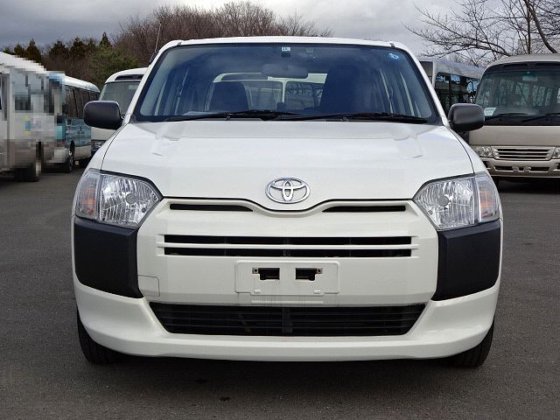 トヨタ DBE-NCP160V