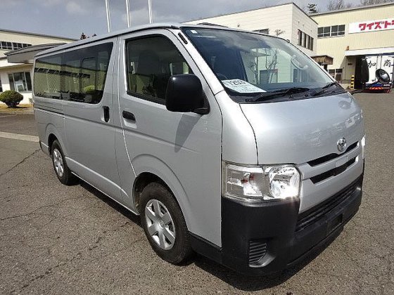 トヨタ CBF-TRH200V