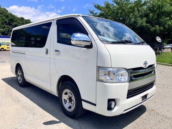 トヨタ LDF-KDH206V