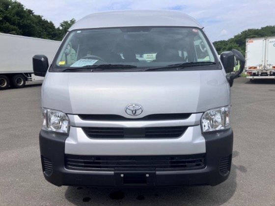 トヨタ 3BF-TRH223B