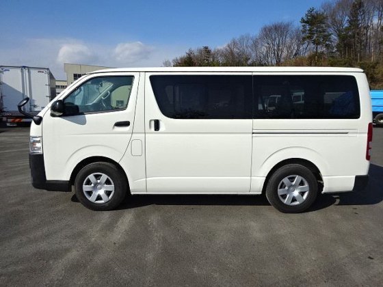 トヨタ CBF-TRH200V