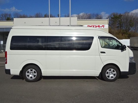トヨタ LDF-KDH223B