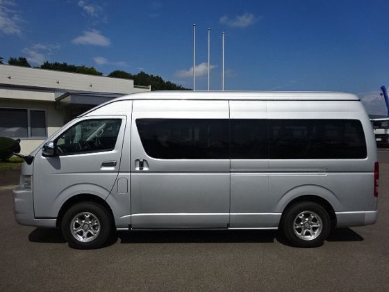 トヨタ CBA-TRH229W