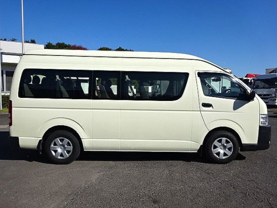 トヨタ LDF-KDH223B