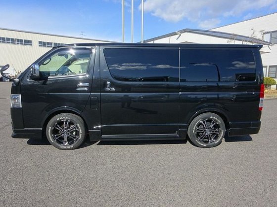 トヨタ 3DF-GDH206V