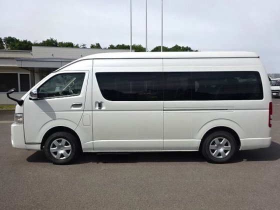 トヨタ CBF-TRH228B