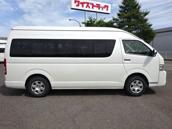 トヨタ CBF-TRH228B