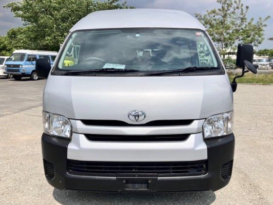 トヨタ LDF-KDH223B