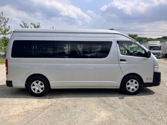 トヨタ LDF-KDH223B