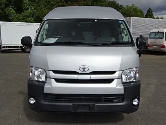 トヨタ CBF-TRH223B