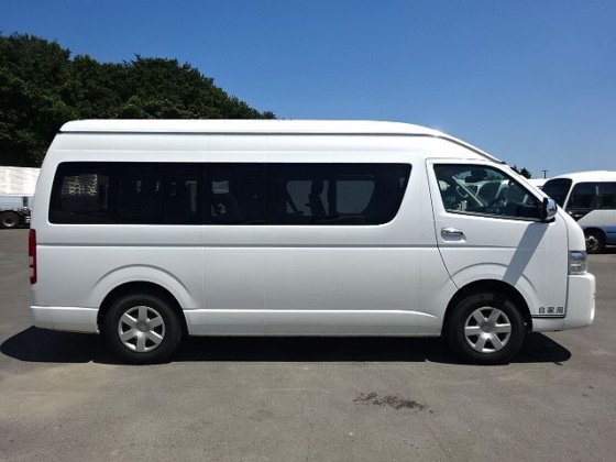 トヨタ CBF-TRH228B