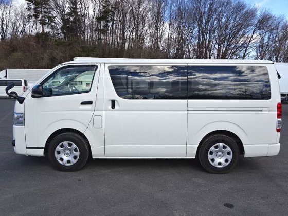 トヨタ CBF-TRH200V