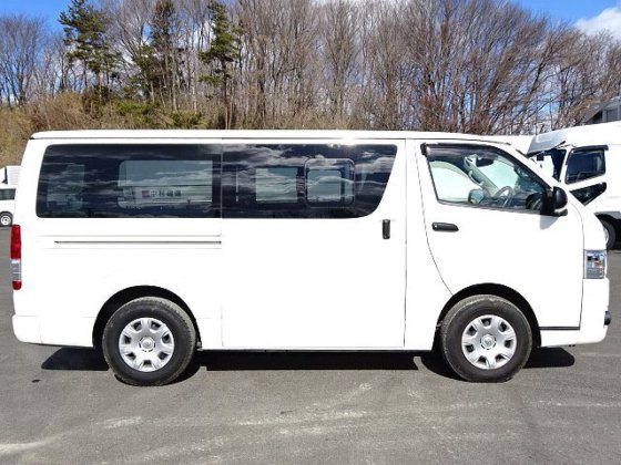 トヨタ CBF-TRH200V