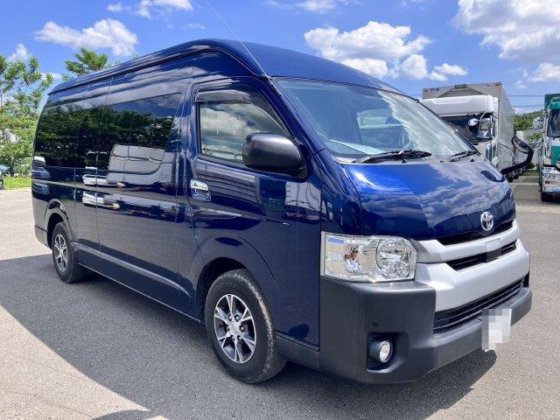トヨタ QDF-GDH223B