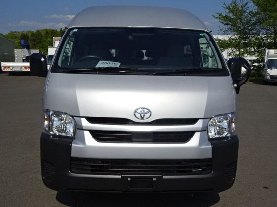 トヨタ 3BF-TRH228B