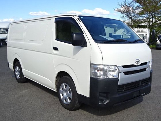 トヨタ CBF-TRH200V