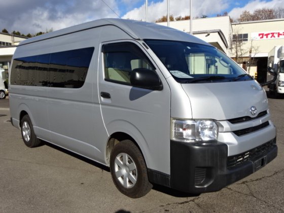 トヨタ CBF-TRH228B