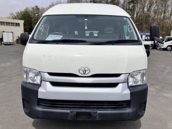 トヨタ CBF-TRH223B