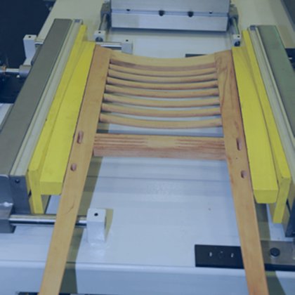 Table d'assemblage des pièces de