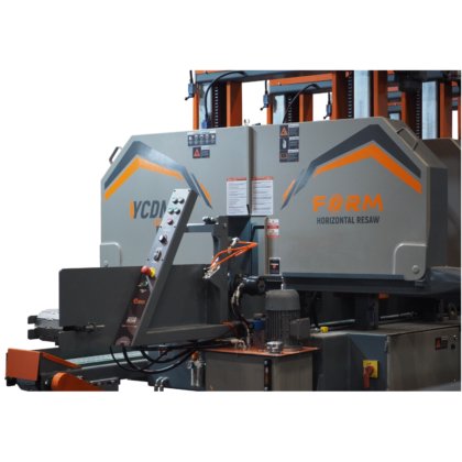 Scie à refendre horizontale multitêtes