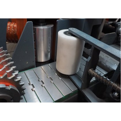 Scie à refendre horizontale multitêtes