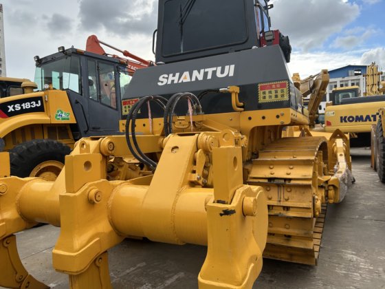 值得信赖的二手山推SD22推土机