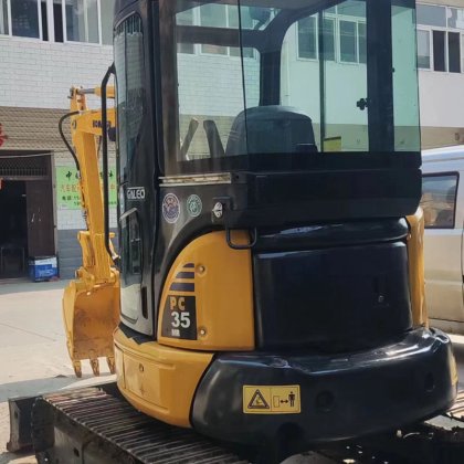 小松 PC35MR 二手挖掘机 - 优质二手建筑设备