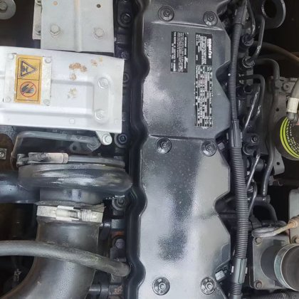 コマツ PC200-8NX 中古油圧ショベル1台販売中