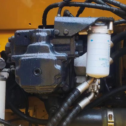 コマツ PC200-8NX 中古油圧ショベル1台販売中