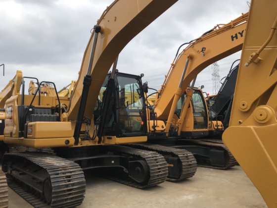 液压挖掘机 CAT 320GC